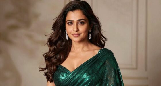 elegant bollywood actress